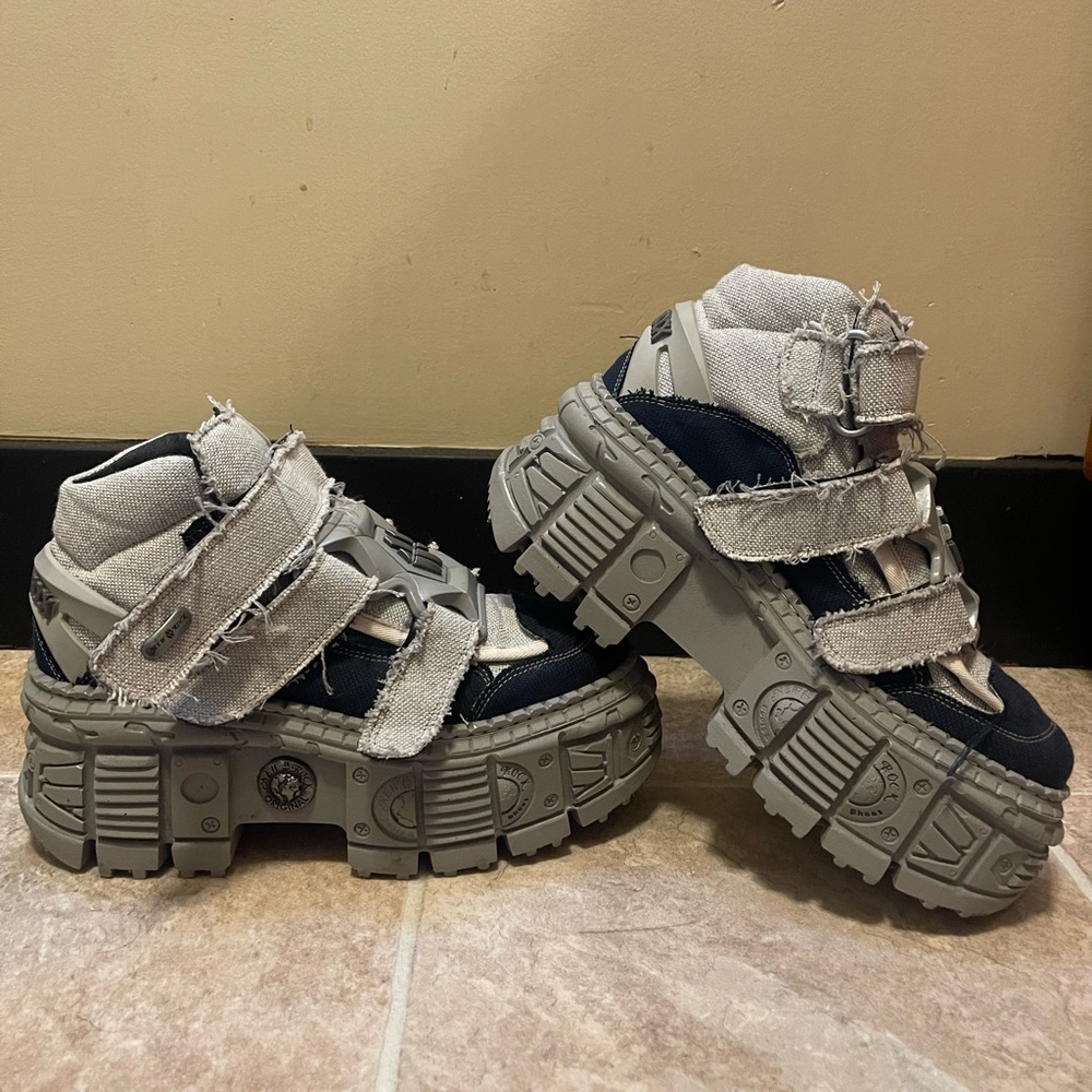 New Rock platform sneakers!